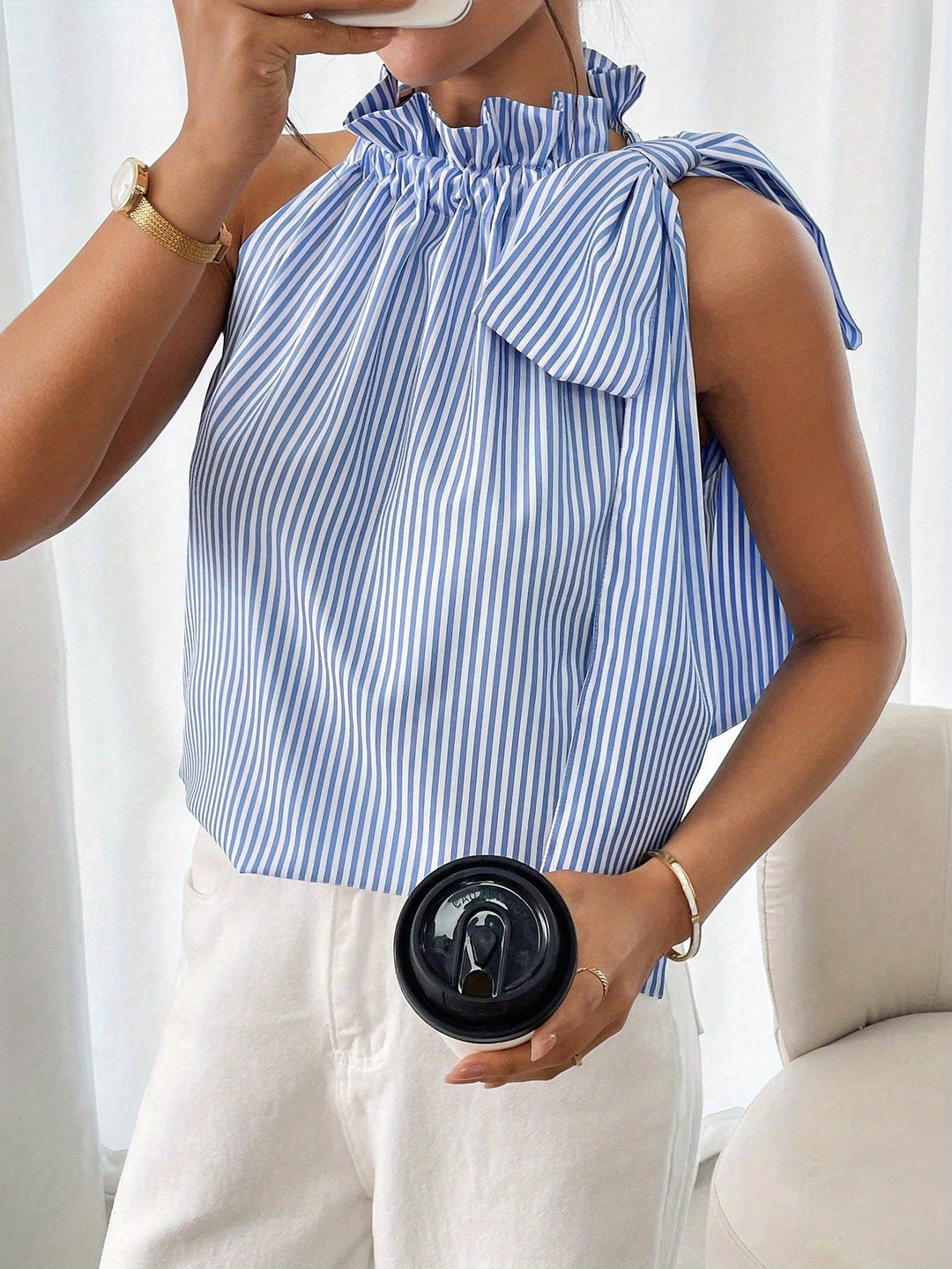 The Lace Knot Turtleneck