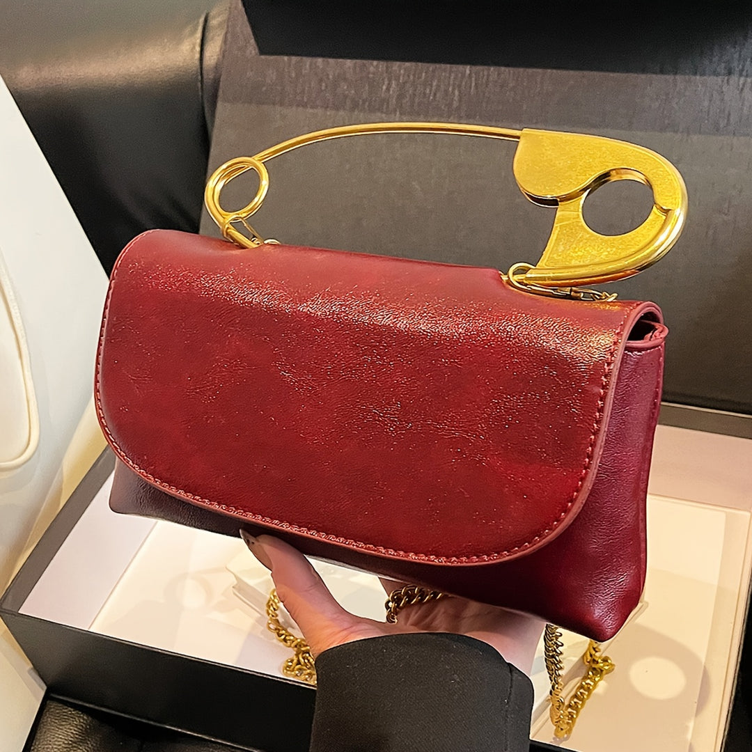 Ava Chain Messenger Bag – Elegant & Versatile