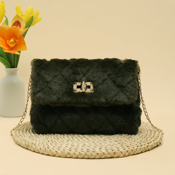 Nova Square Chain Crossbody Bag – Chic & Versatile