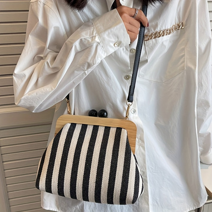 Luna Striped Crossbody Bag – Stylish & Versatile