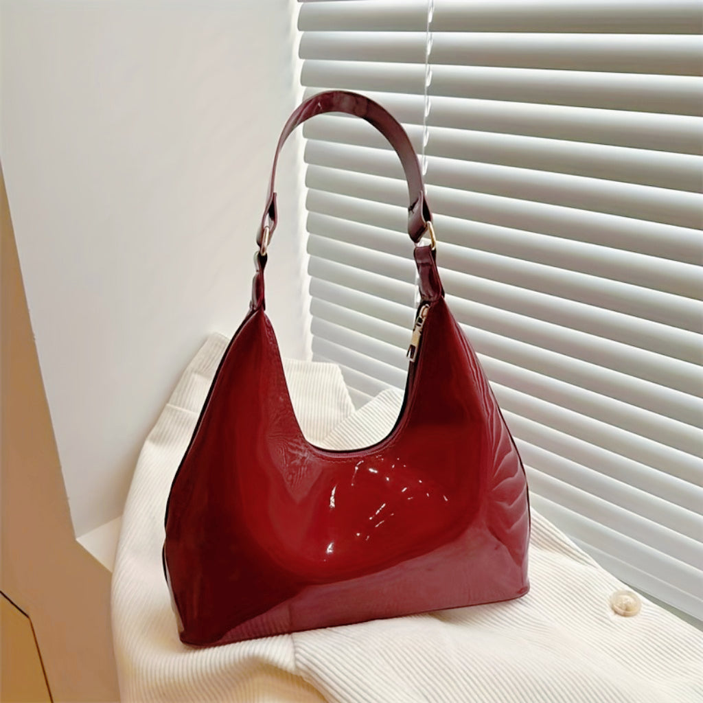 Burgundy Vintage French Shoulder Bag – Chic & Versatile