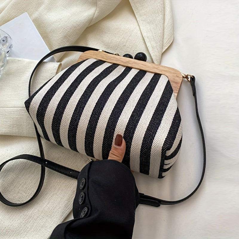 Luna Striped Crossbody Bag – Stylish & Versatile