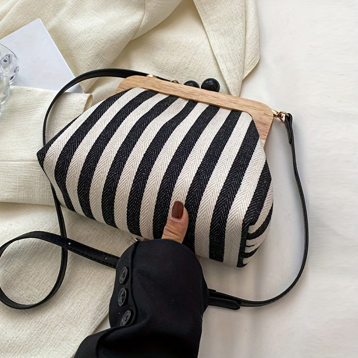 Luna Striped Crossbody Bag – Stylish & Versatile