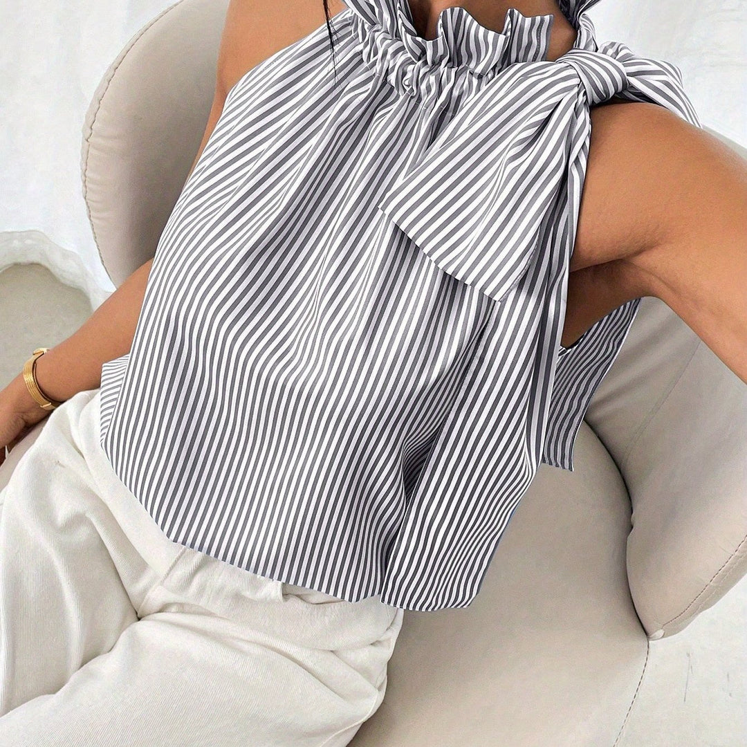 The Lace Knot Turtleneck