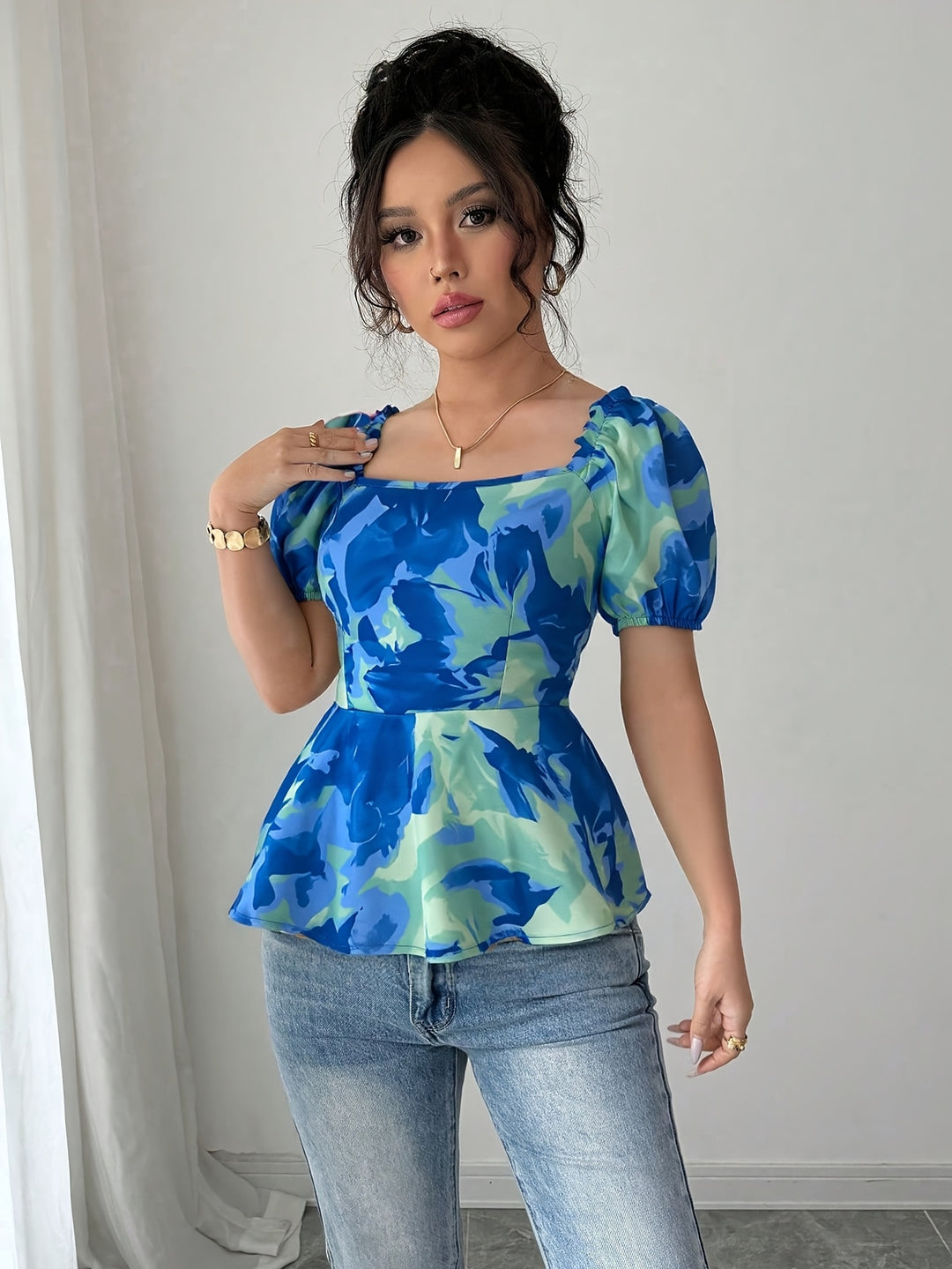 The Floral Square Neck Set