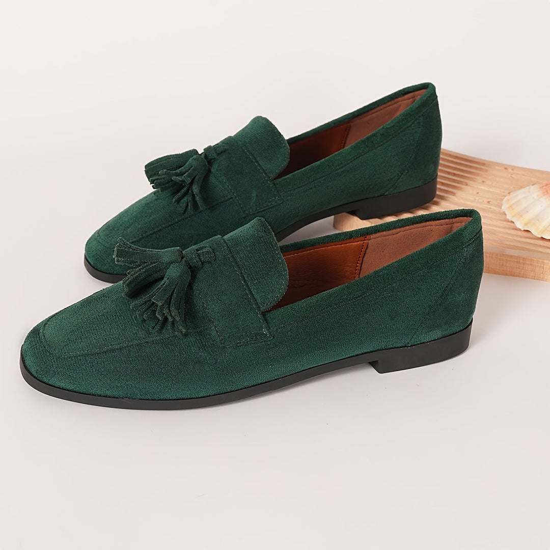 The Lorae Walking Shoes