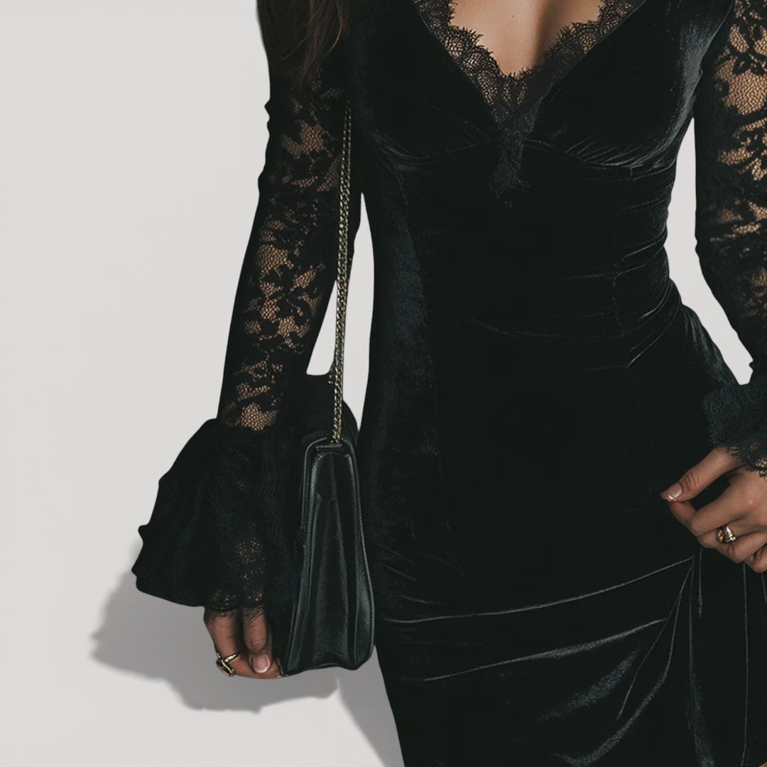 The Raven Velvet Mini