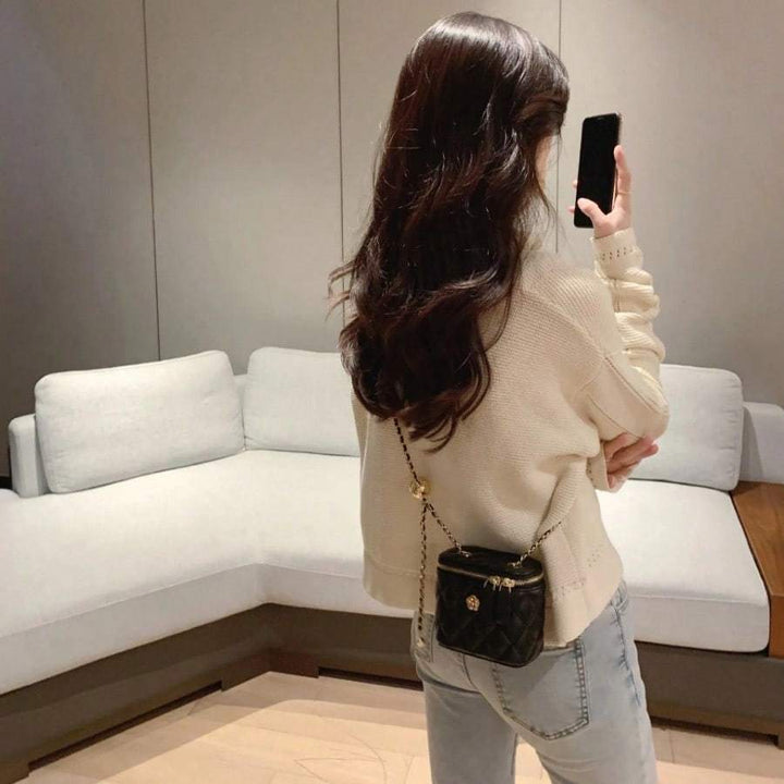 Mila Mini Chain Handbag – Stylish & Versatile