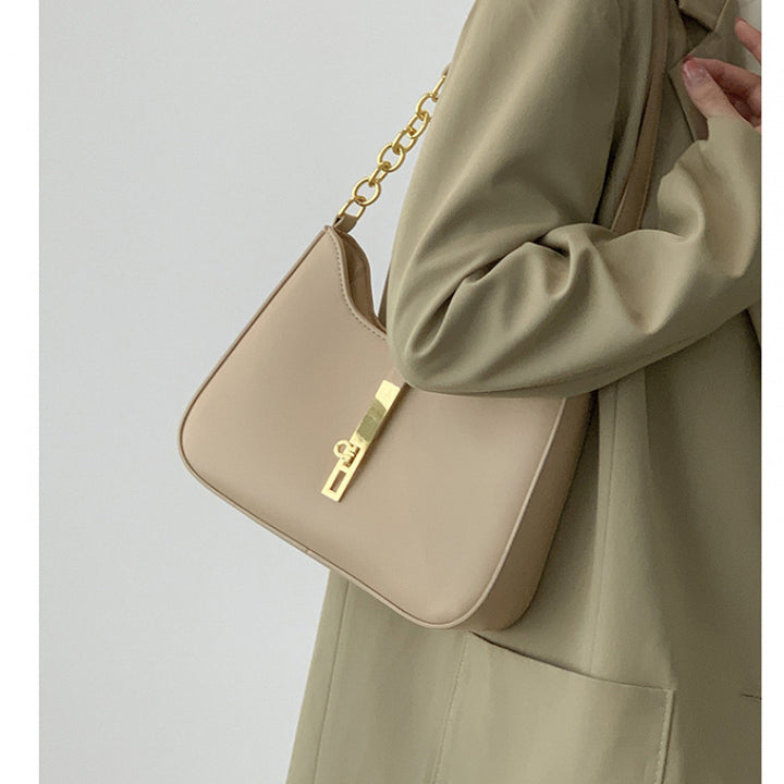Elara Designer Handbag – Stylish & Versatile