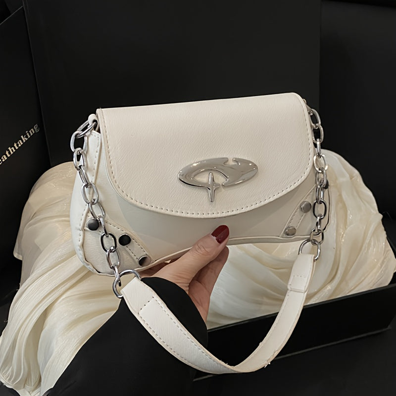 Nova Y2K Chain Shoulder Bag – Trendy & Versatile