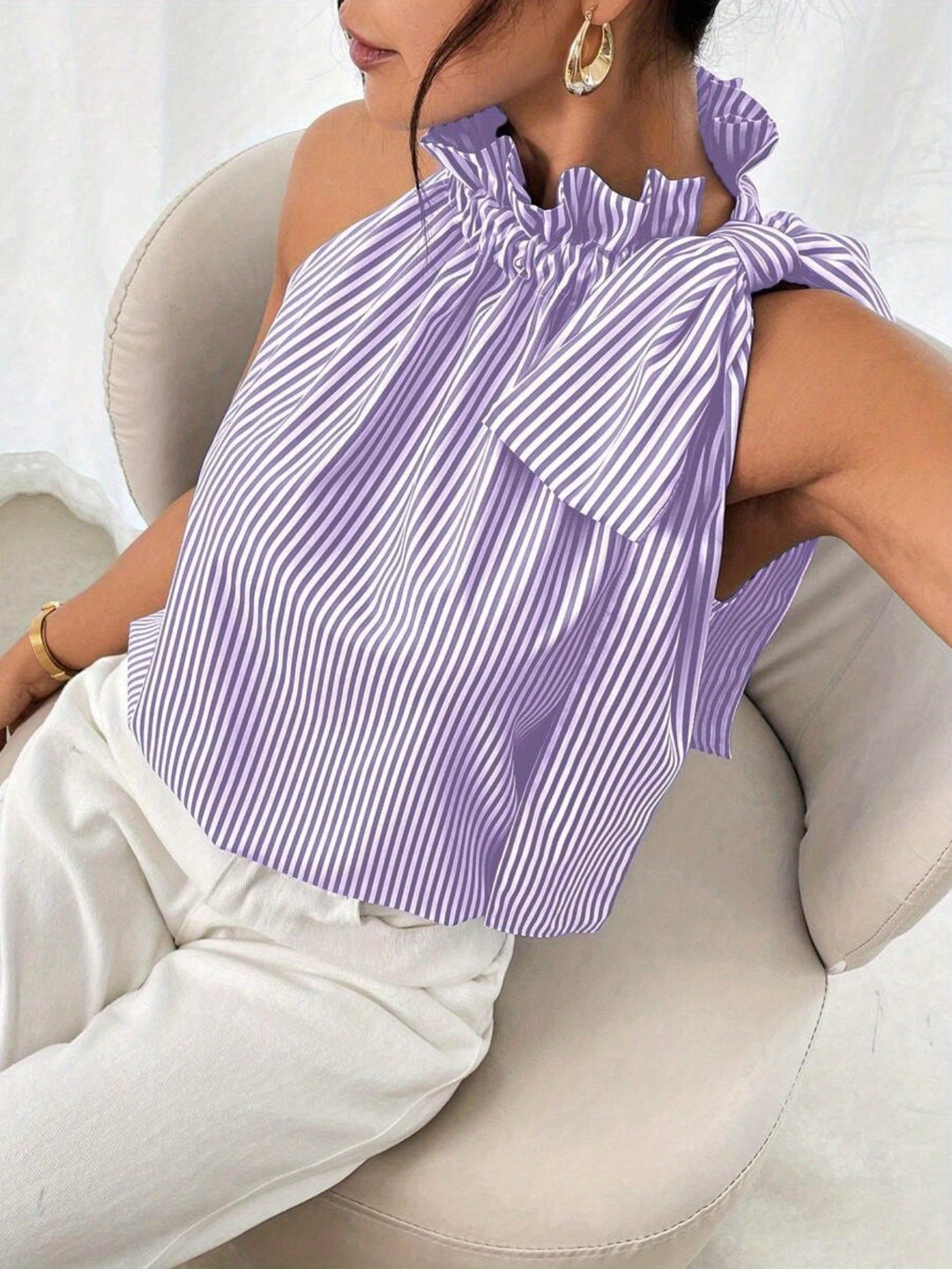 The Lace Knot Turtleneck