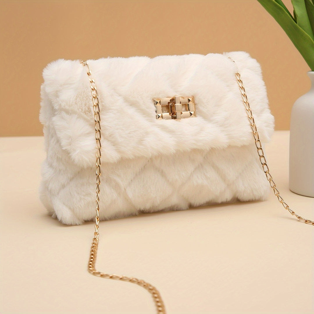 Nova Square Chain Crossbody Bag – Chic & Versatile
