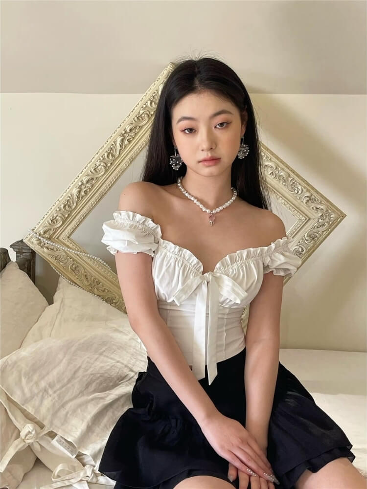 Sweetheart Off-Shoulder Top — Romantic Bardot Blouse