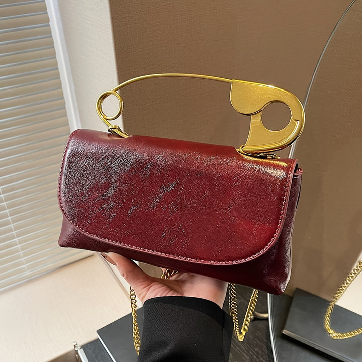 Ava Chain Messenger Bag – Elegant & Versatile