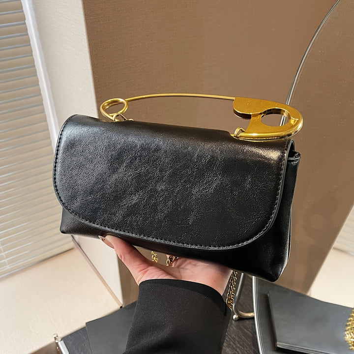 Ava Chain Messenger Bag – Elegant & Versatile