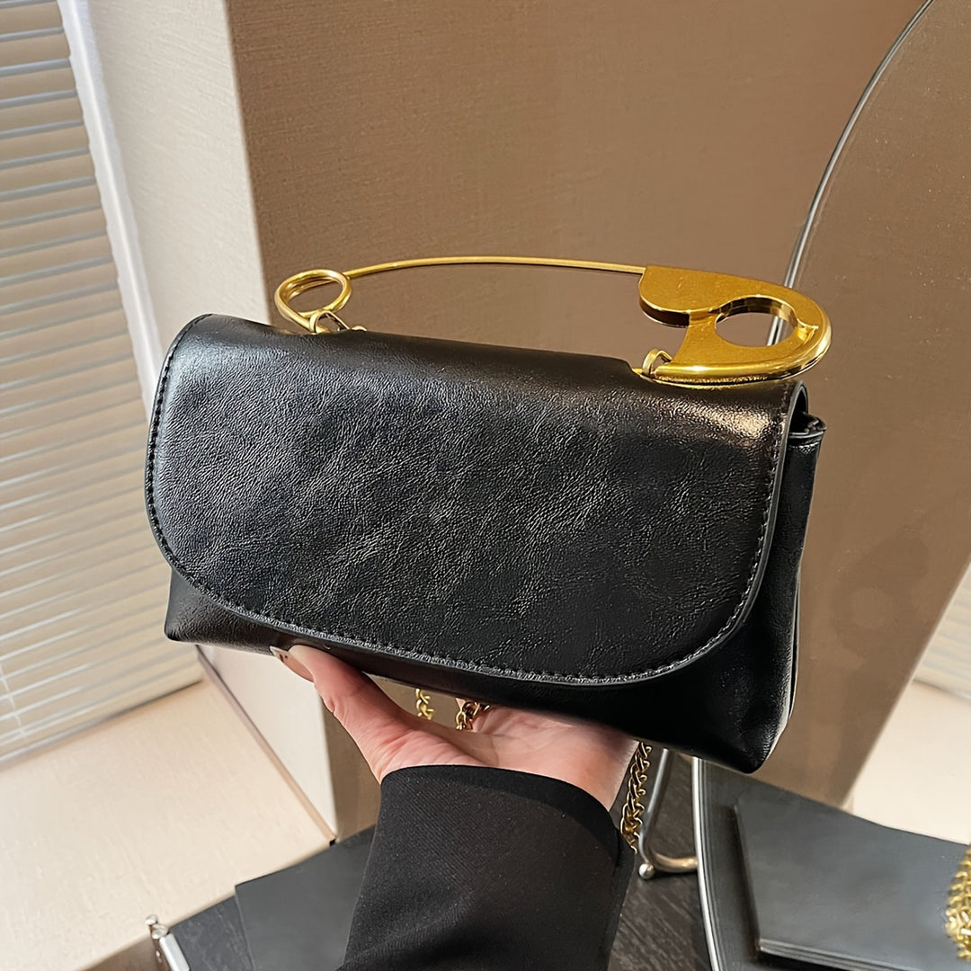 Ava Chain Messenger Bag – Elegant & Versatile
