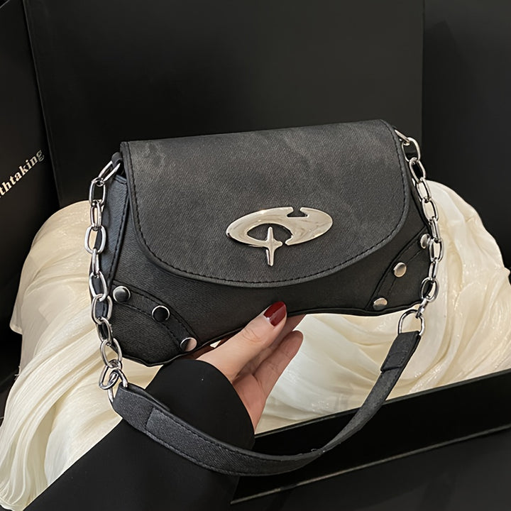 Nova Y2K Chain Shoulder Bag – Trendy & Versatile