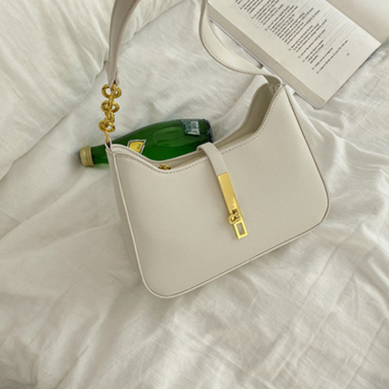 Elara Designer Handbag – Stylish & Versatile