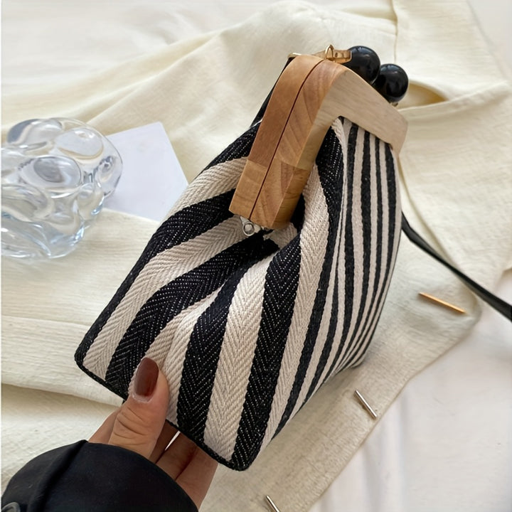 Luna Striped Crossbody Bag – Stylish & Versatile