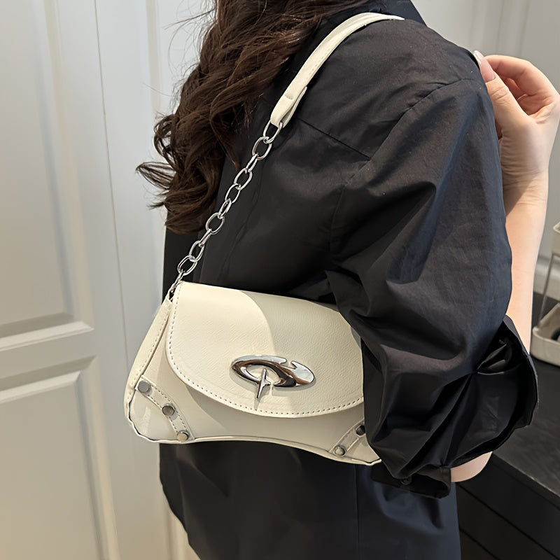 Nova Y2K Chain Shoulder Bag – Trendy & Versatile