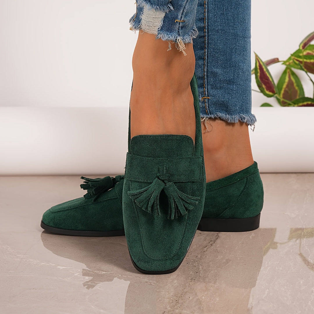 The Lorae Walking Shoes
