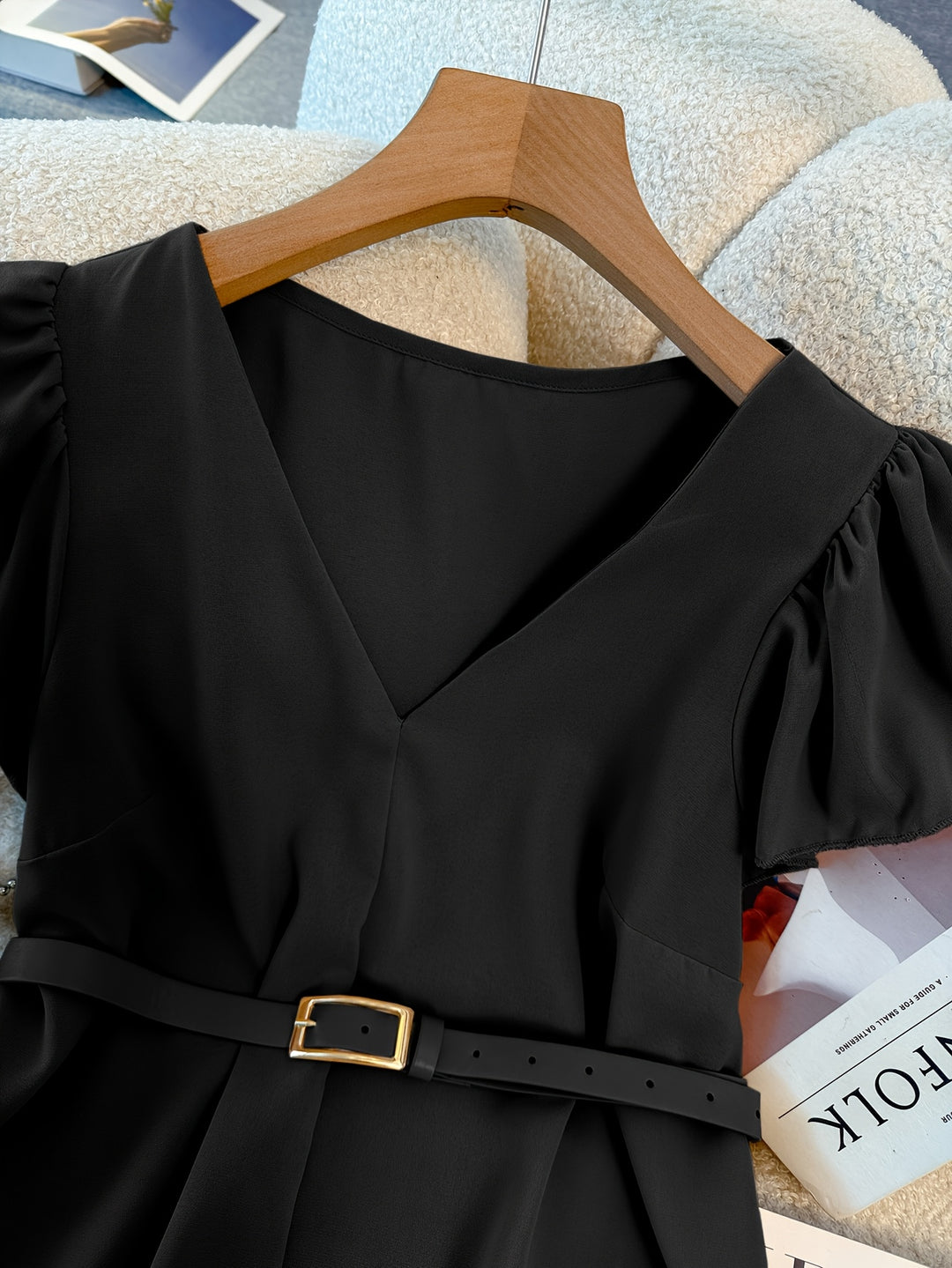 The V-Neck Shirting Set